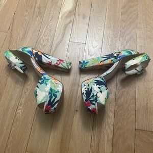 Aldo Floral heels size 7